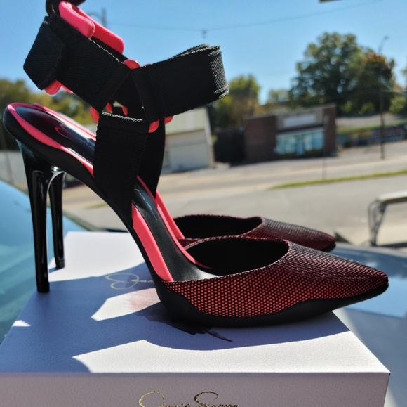 Neon Pink & Black Ankle Strap Pumps - Picture 8 of 10